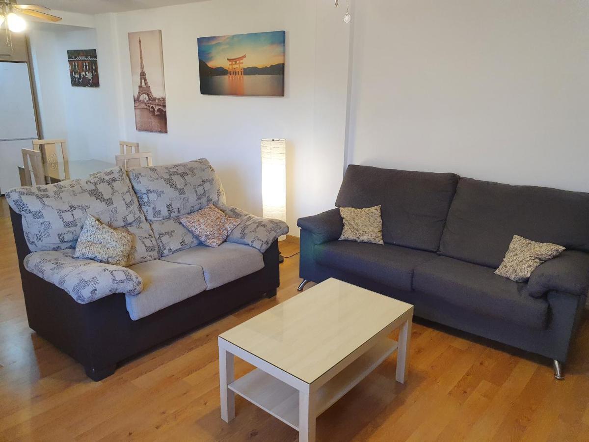 1F, Aire Acondic, 80M2, 2 Dormitorios, 4 Huespedes, Wifi Gratis La Línea de la Concepción Exterior foto
